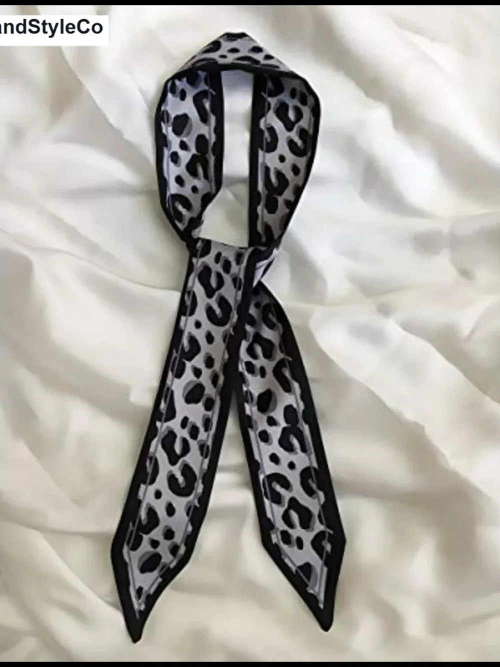 2 Pack Leopard Print Fashion Scarf Set, Imitated Silk Neckerchief, Bag Handle